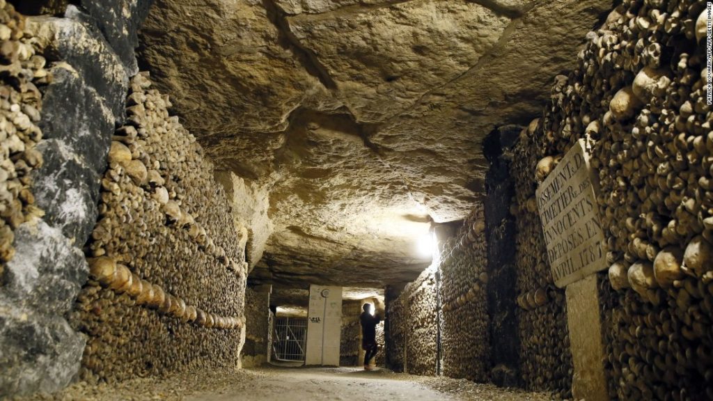 catacombele-din-paris
